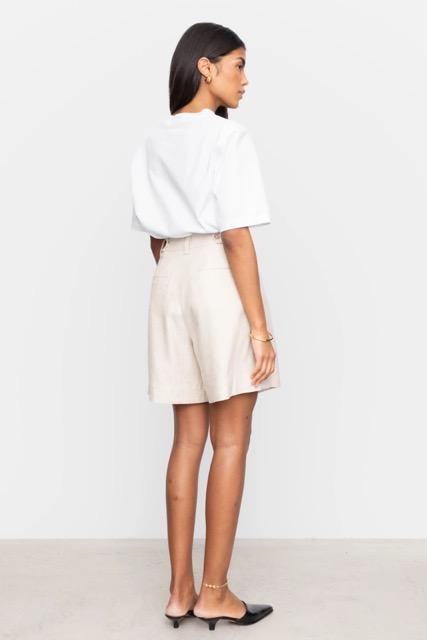 Camilla Phil - Daria