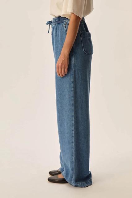 des Petits Hauts - Logan Bleach