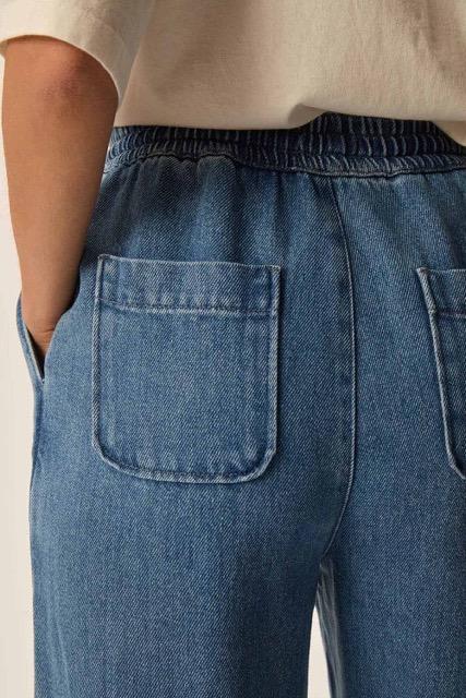 des Petits Hauts - Logan Bleach