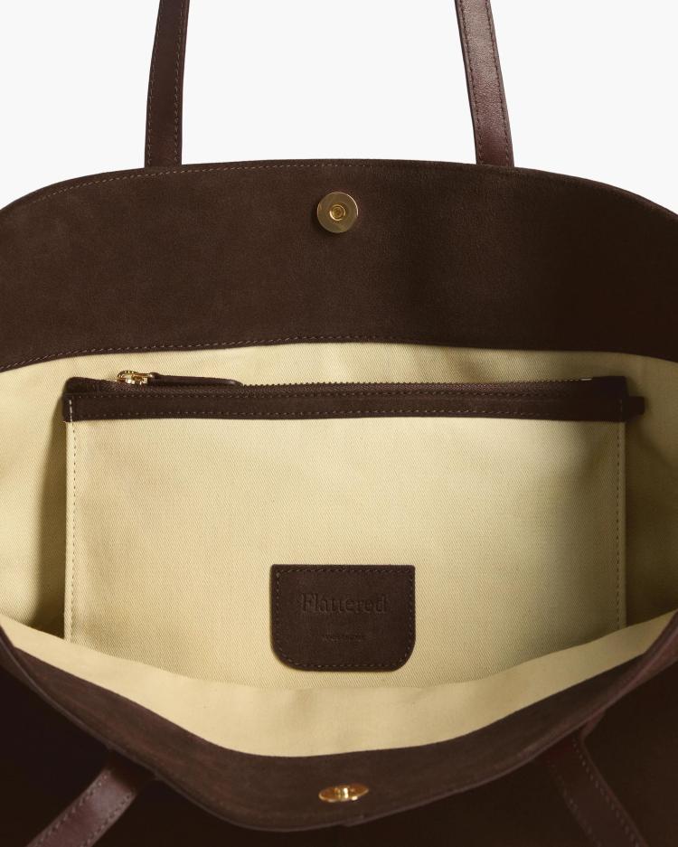 Flattered - Lesley