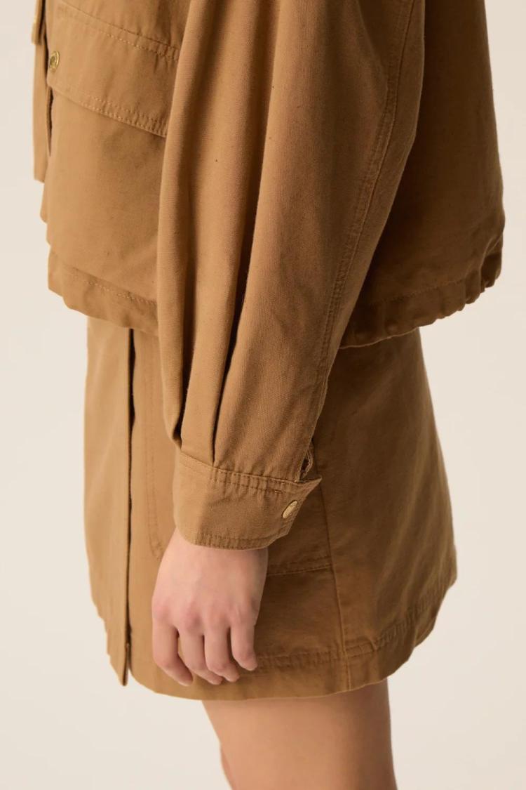 des Petits Hauts - Leo