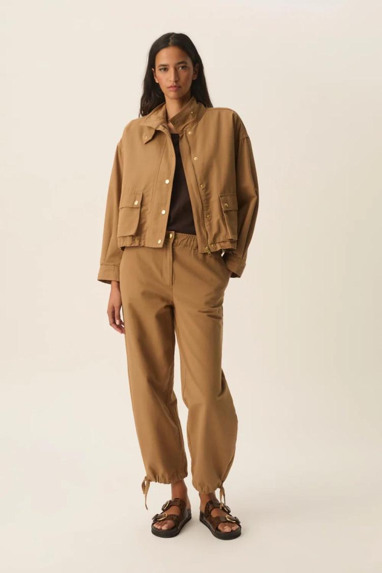 des Petits Hauts - Leo