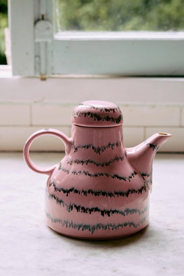HK Living - 70s Ceramics: coffee pot, Bubble