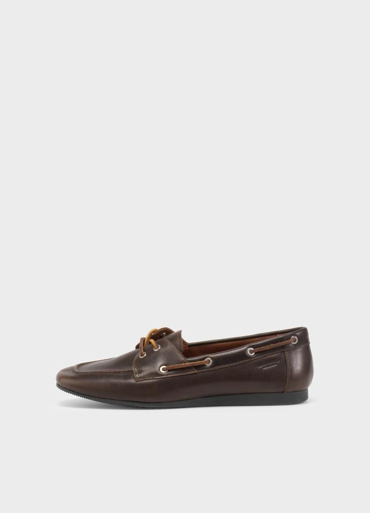 Vagabond Shoemakers - Hillary