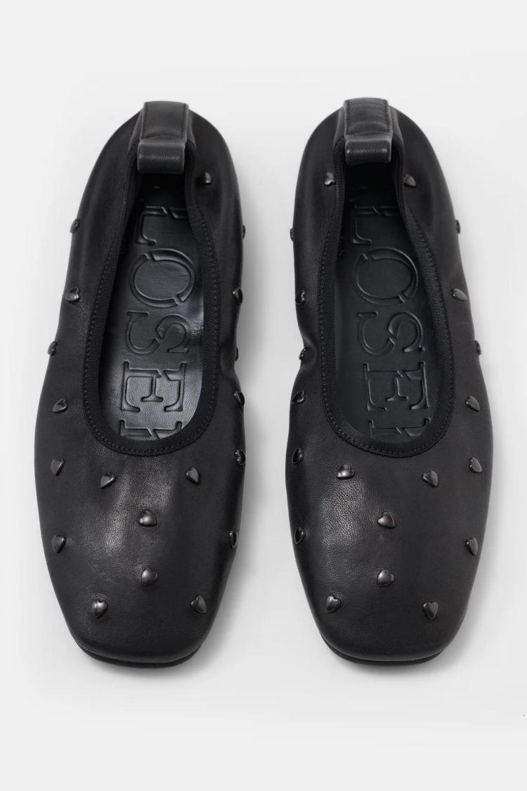 Closed - Ballerina black