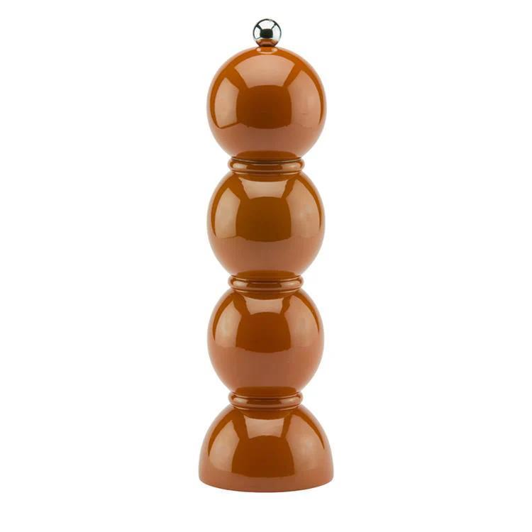 Addisson Ross - Bobbin grinder, Whutmeg
