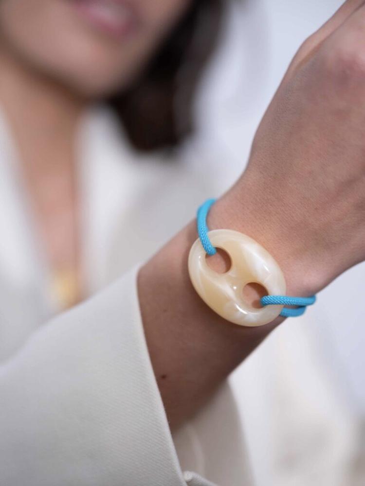 Ellen Beekmans - Armband met XL opengewerkte bedel / turquoise