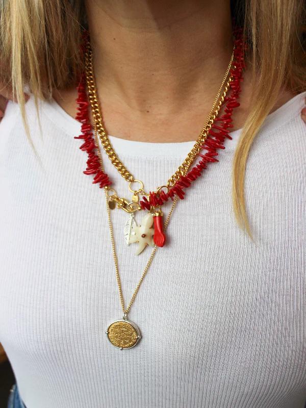 I am Jai - ketting coral