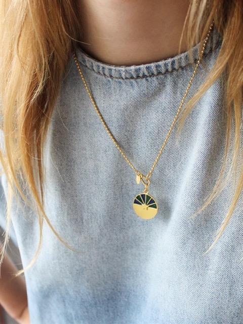 I am Jai - Ketting gold ball