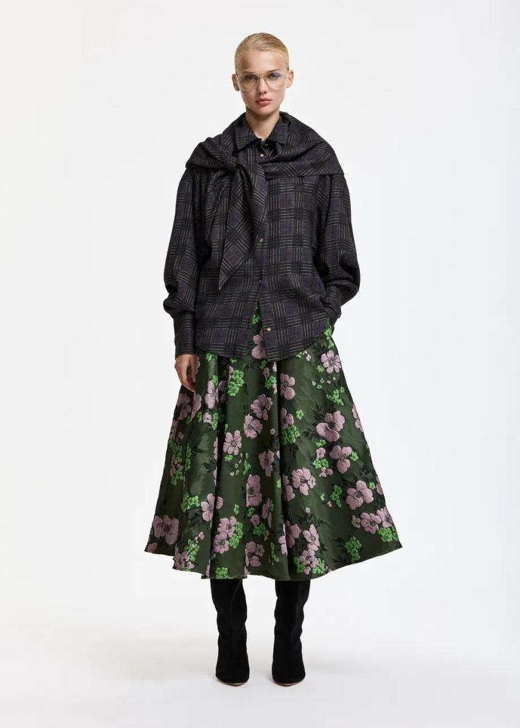 Essentiel Antwerp - Kiss oversized shirt w/ scarf