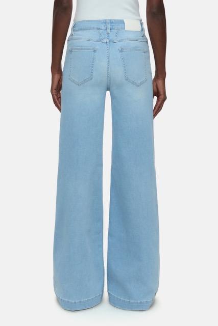 Closed - Glow up L32