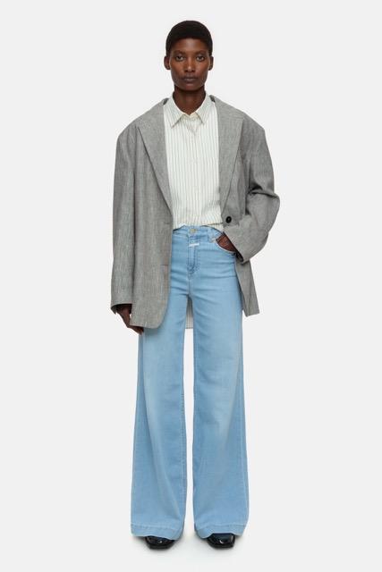 Closed - Glow up L32