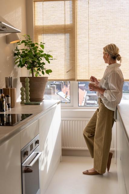 Rabens Saloner - Djana