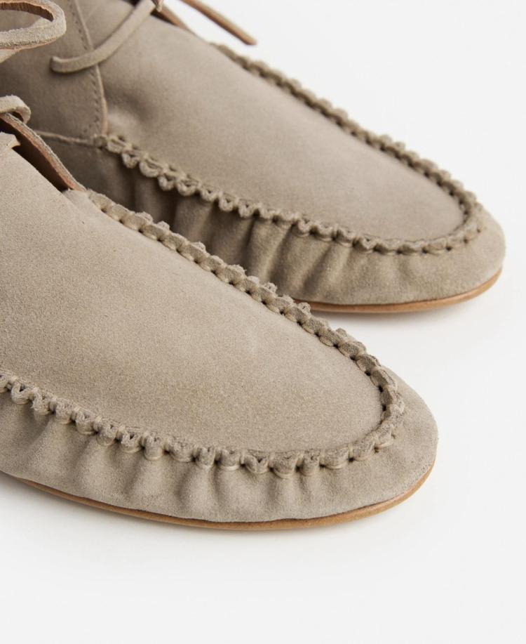Flattered - Babba suede sand