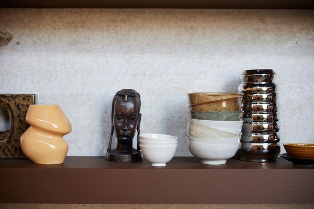HKliving - Ceramic vase organic cappuccino S