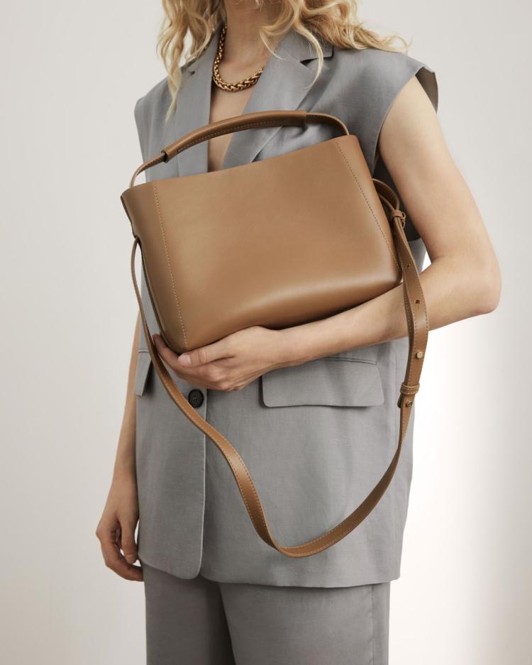 Flattered - Hedda midi handbag leather nut