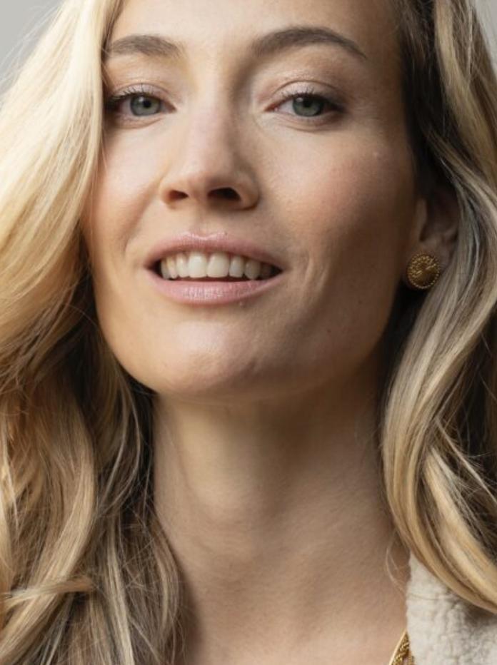 Ellen Beekmans - Bewerkte ronde oorstekers