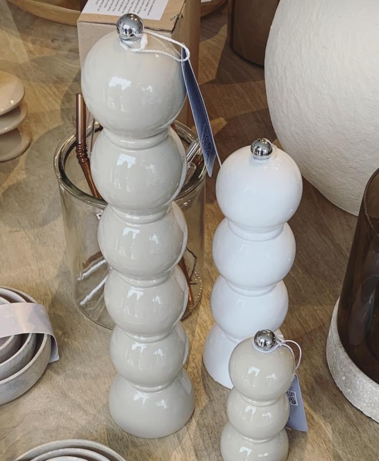 Addison Ross - Bobbin medium white