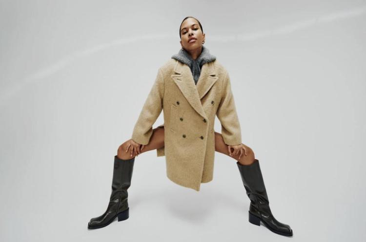 Rabens Saloner - Leanna