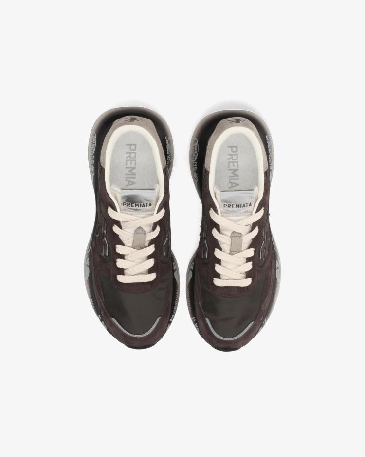 Premiata - Lauryn
