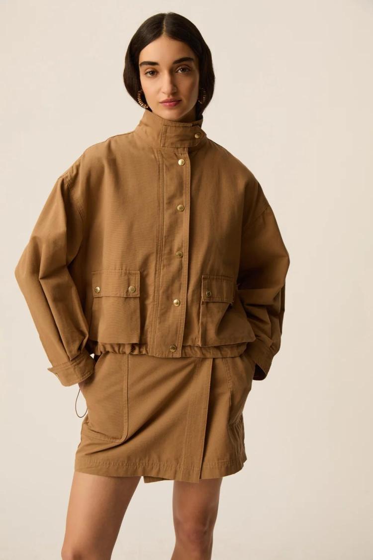 des Petits Hauts - Leo