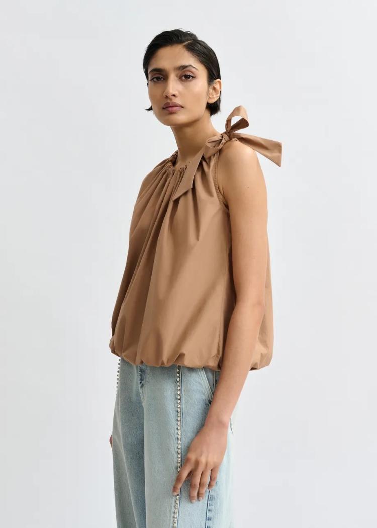 Essentiel  Antwerp - Jaylah
