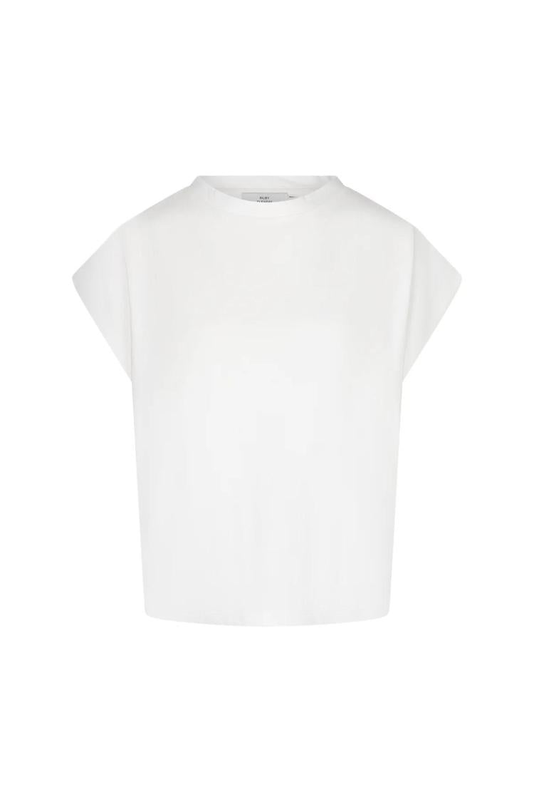 Ruby Tuesday - Chara