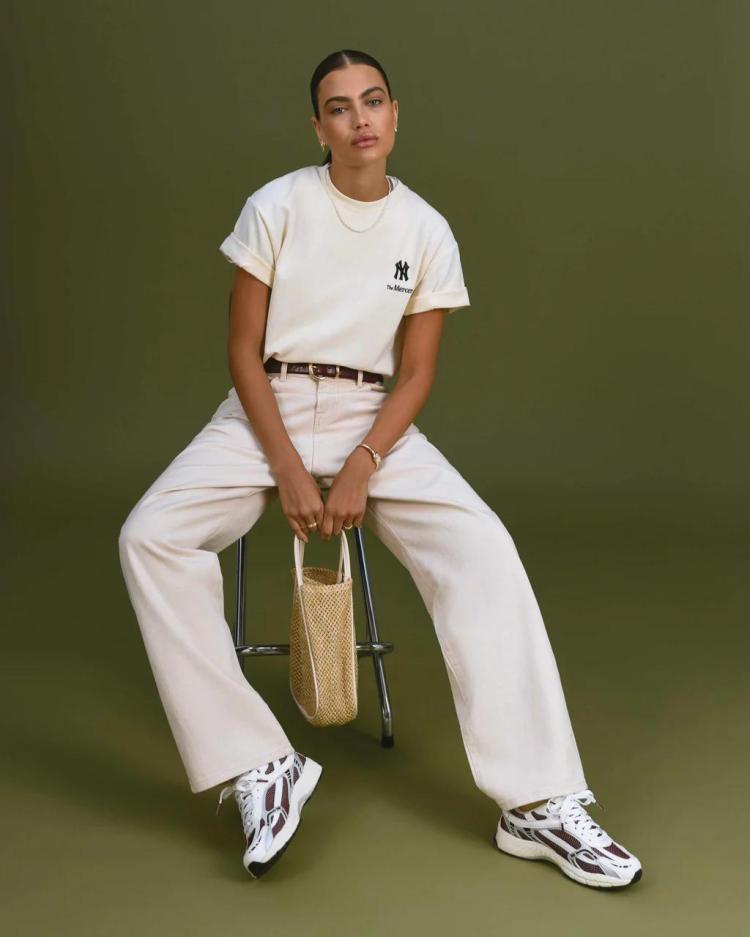 Mercer - The re run white/red
