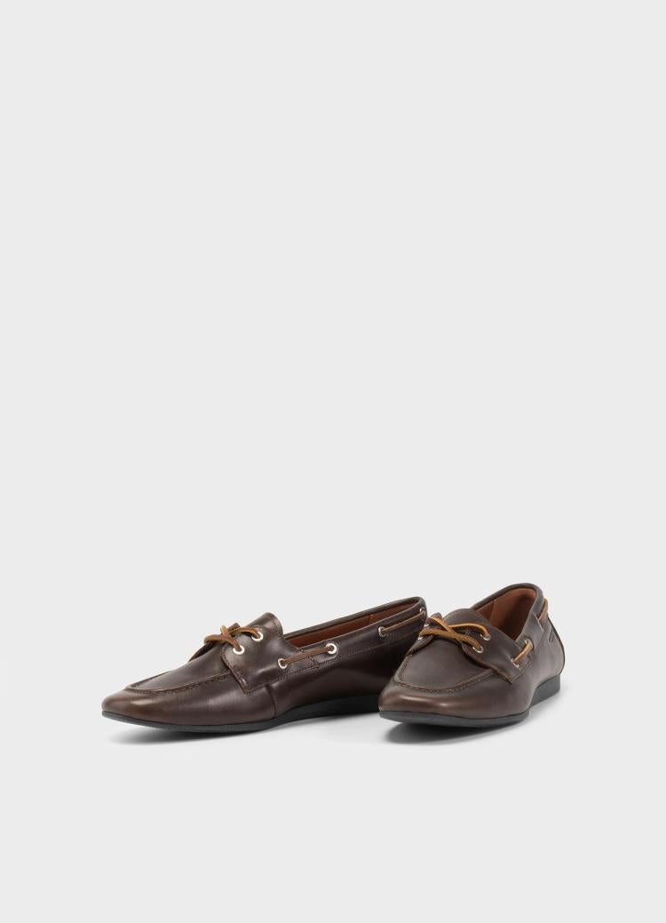 Vagabond Shoemakers - Hillary