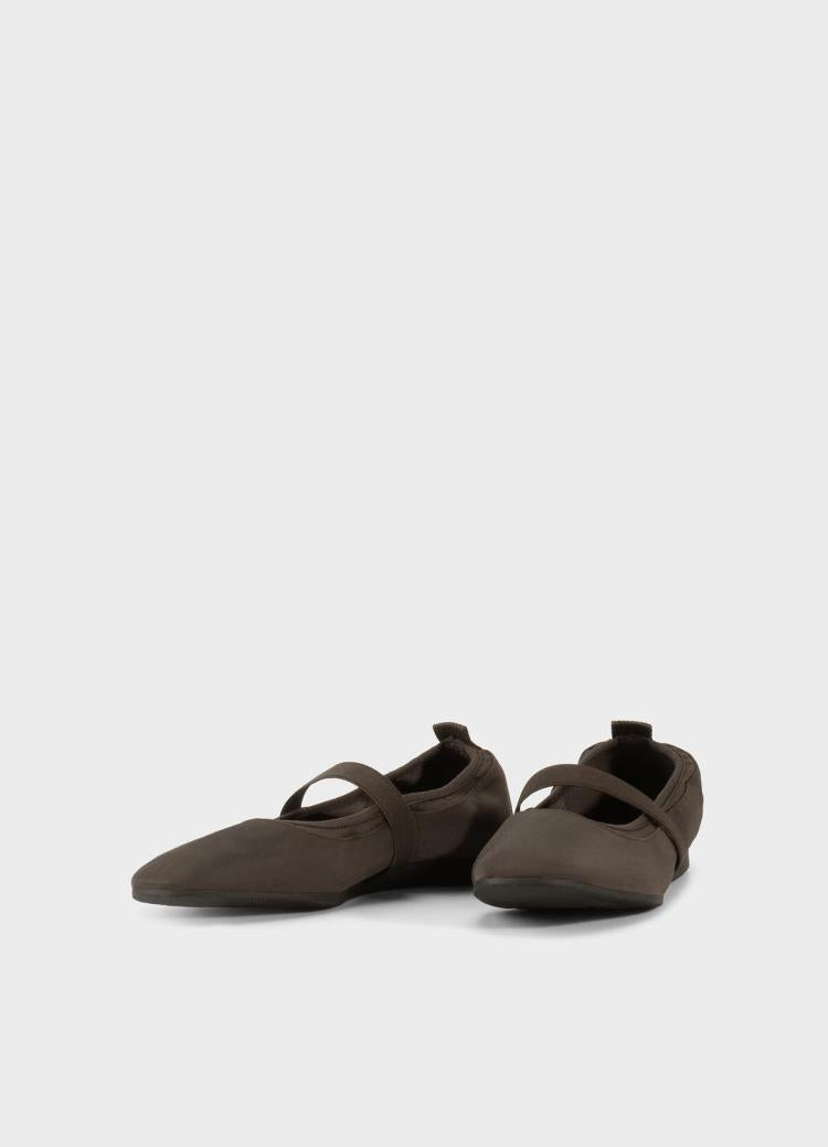 Vagabond Shoemakers - Hillary