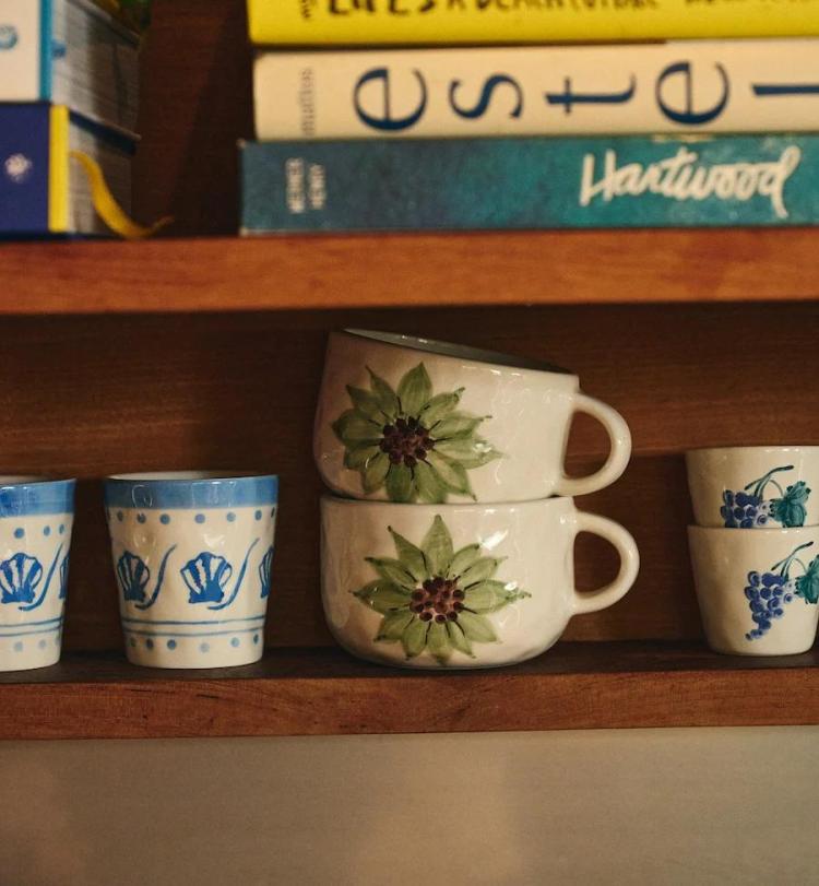 Anna+Nina lily cappuccino mug