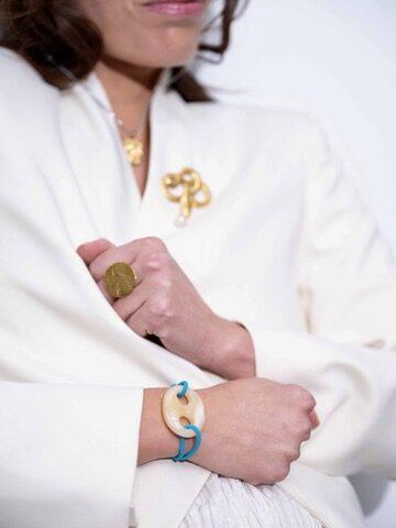 Ellen Beekmans - Armband met XL opengewerkte bedel / turquoise