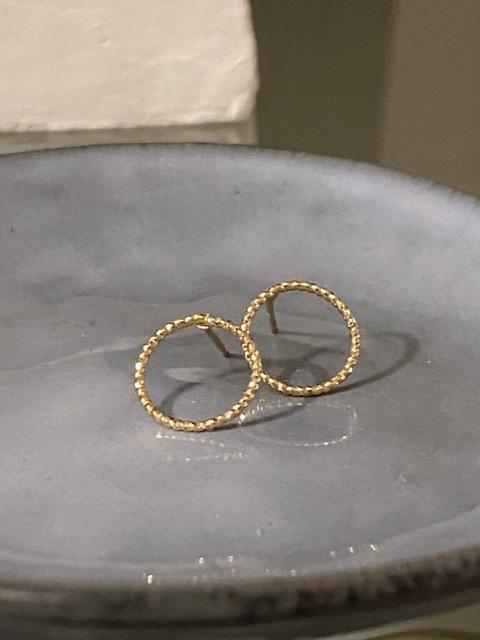 Ellen Beekmans - Open cirkel oorstekers