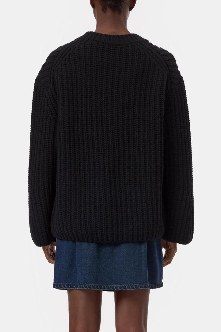Closed - Open neck longsleeve
