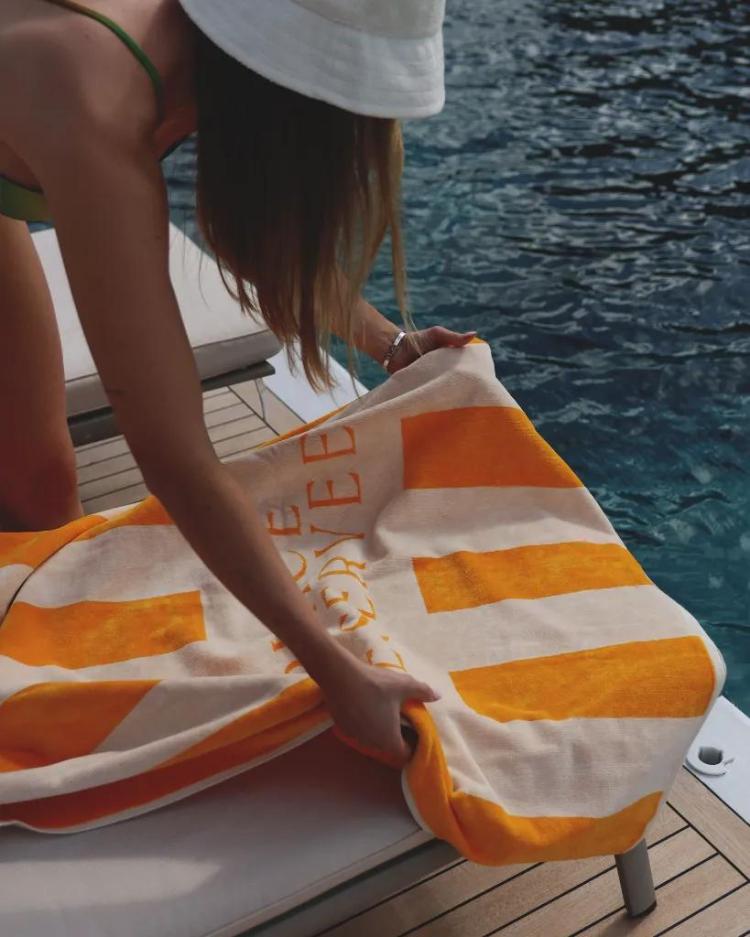 Placereservee - Beach towel, Gold
